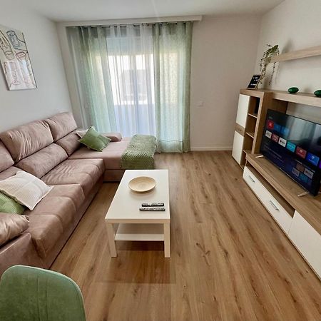 S3 Rivas Futura Apartment Bagian luar foto