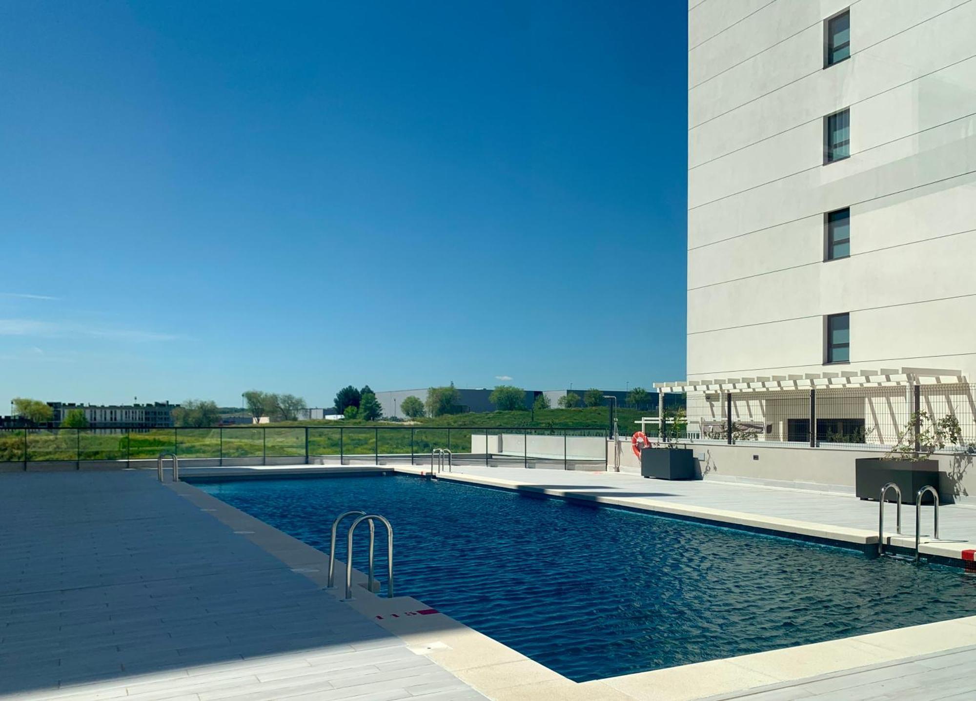 S3 Rivas Futura Apartment Bagian luar foto